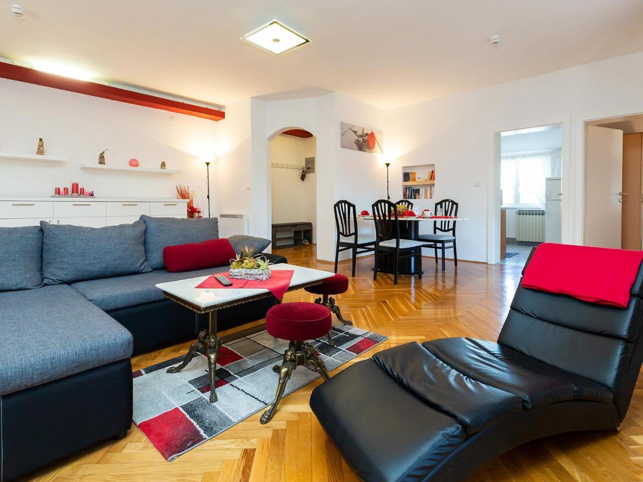Apartment Nada *