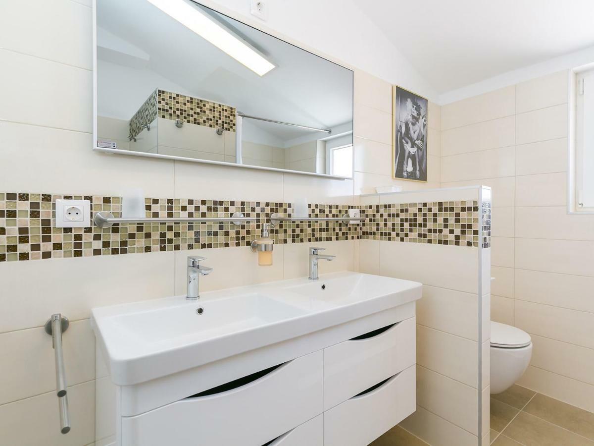Nada Apartment *